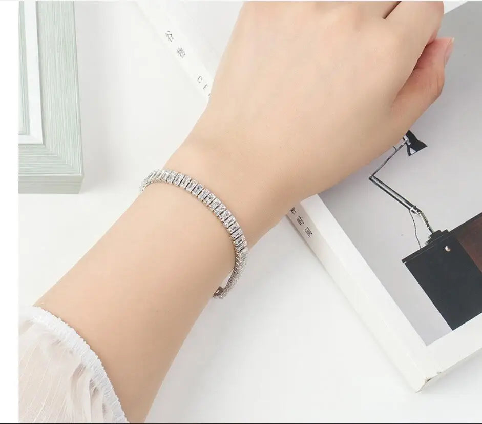 925 Sterling Silver Bracelet Elegant Zircon Crystal Fashion Jewelry for Women Engagement Wedding Glamour Jewelry 18CM